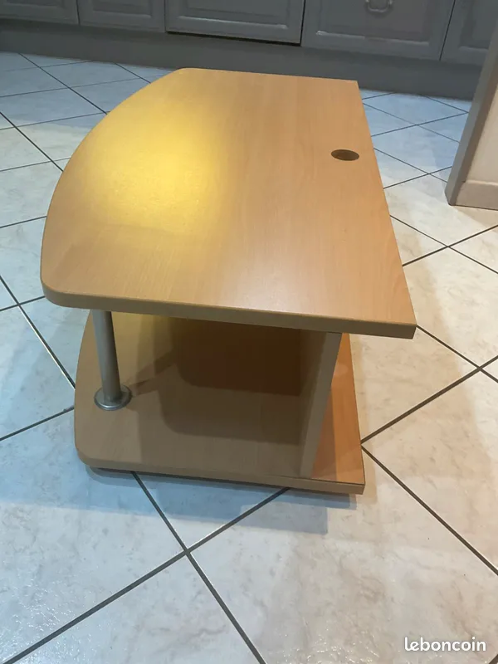 Meuble TV couleur h&ecirc;tre Meubles
