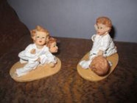 Deux figurines judoka et autres tr�s bon �tat 0 M�rignies (59)