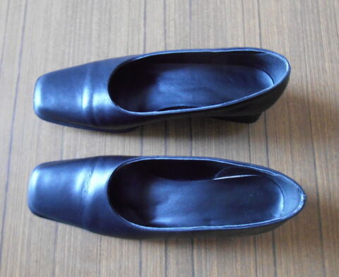 Chaussure basse noire Emergence taille 38 NEUVE 25 Aubin (12)