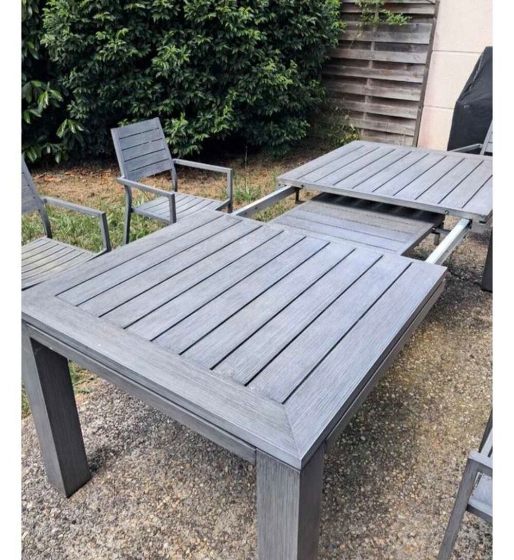 table et chaises de jardin Meubles