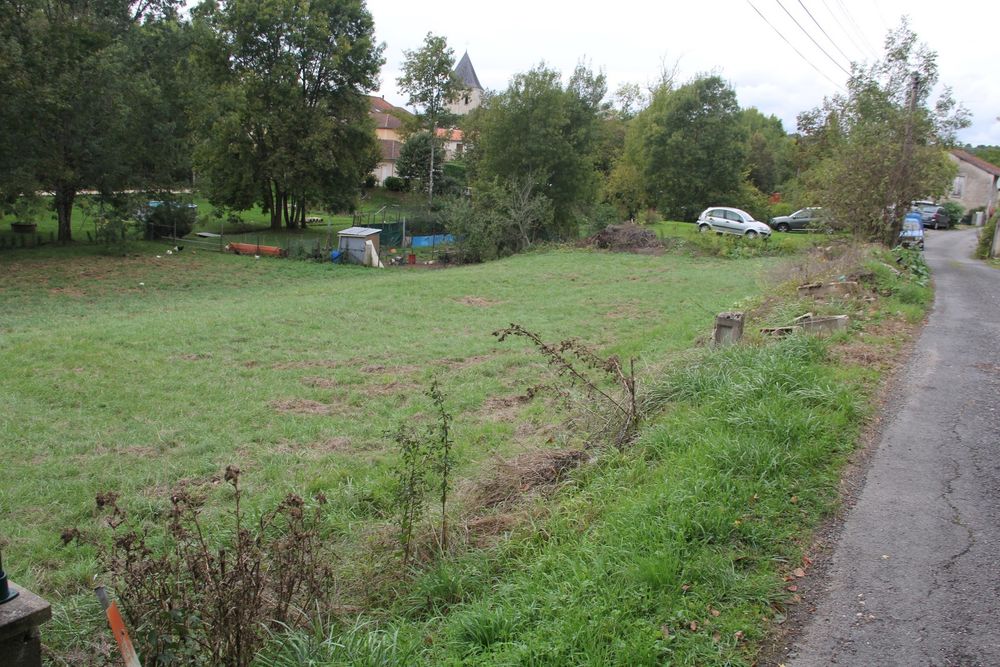 Vente Terrain Terrain 1535m²  CU BIRAS 24310 Biras