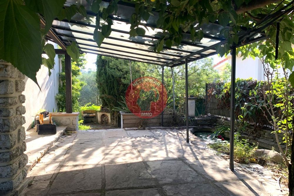 � vendre  Maison Saint-Paul-de-Vence (06570)