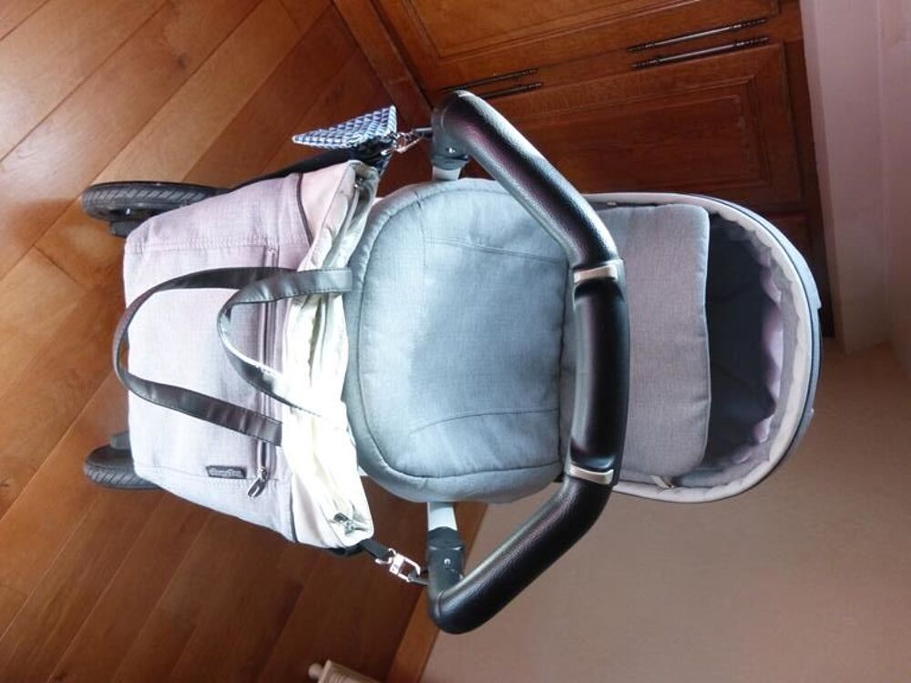 POUSSETTE TRIO (nacelle cosy poussette) PEG PEREGO
Puériculture