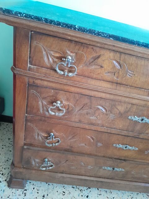 Commode ancienne 50 Vauvert (30)