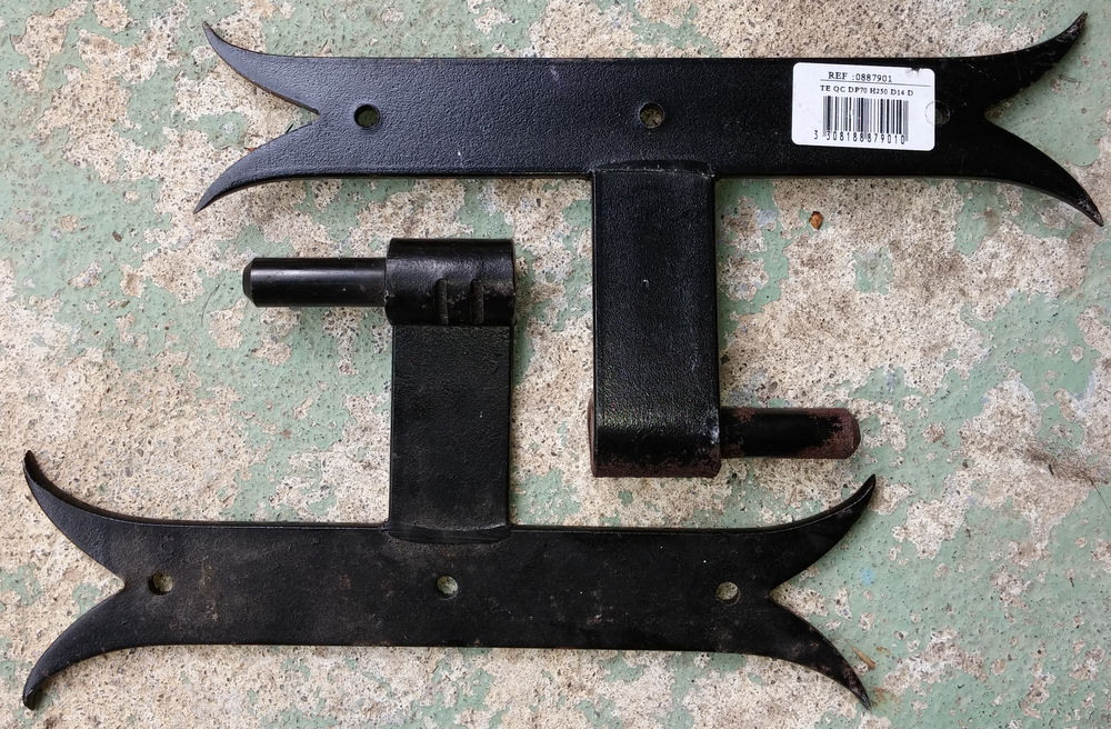 Ferrures de volets, gonds, arr&ecirc;ts de battant , noirs
Bricolage