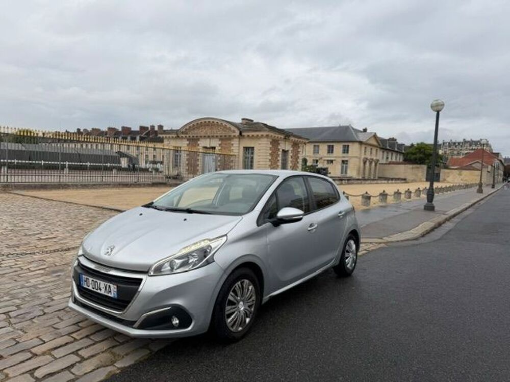 208 1.6 BlueHDi 75ch BVM5 Active 2015 occasion 75017 Paris