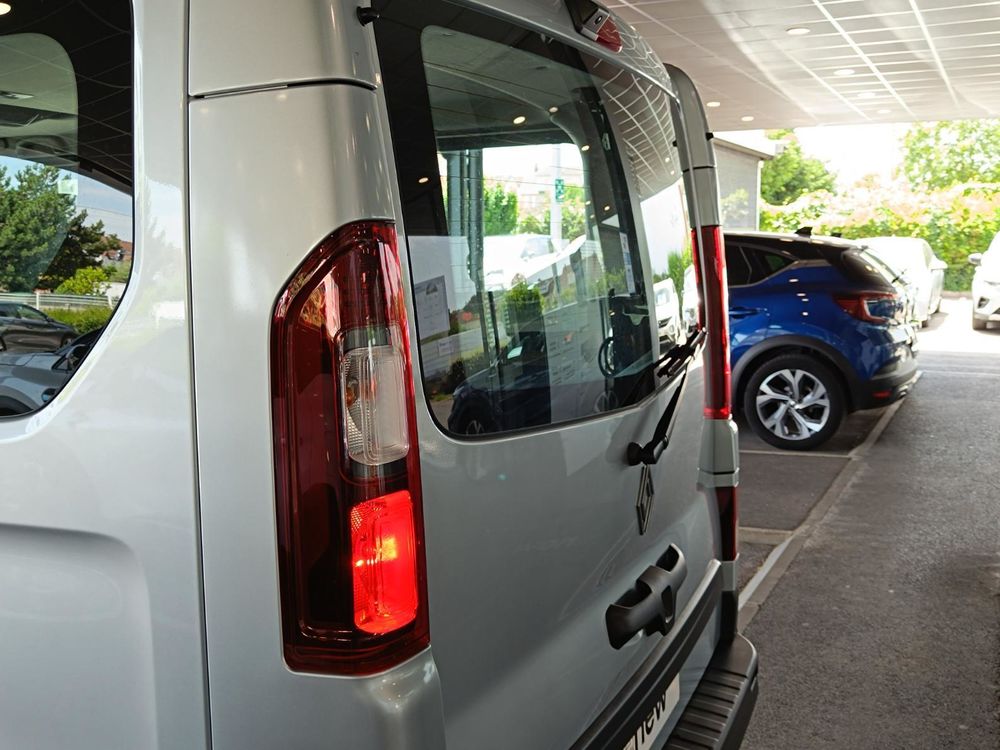 Trafic Blue dCi 150 Grand Evolution 2025 occasion 95220 Pierrelaye