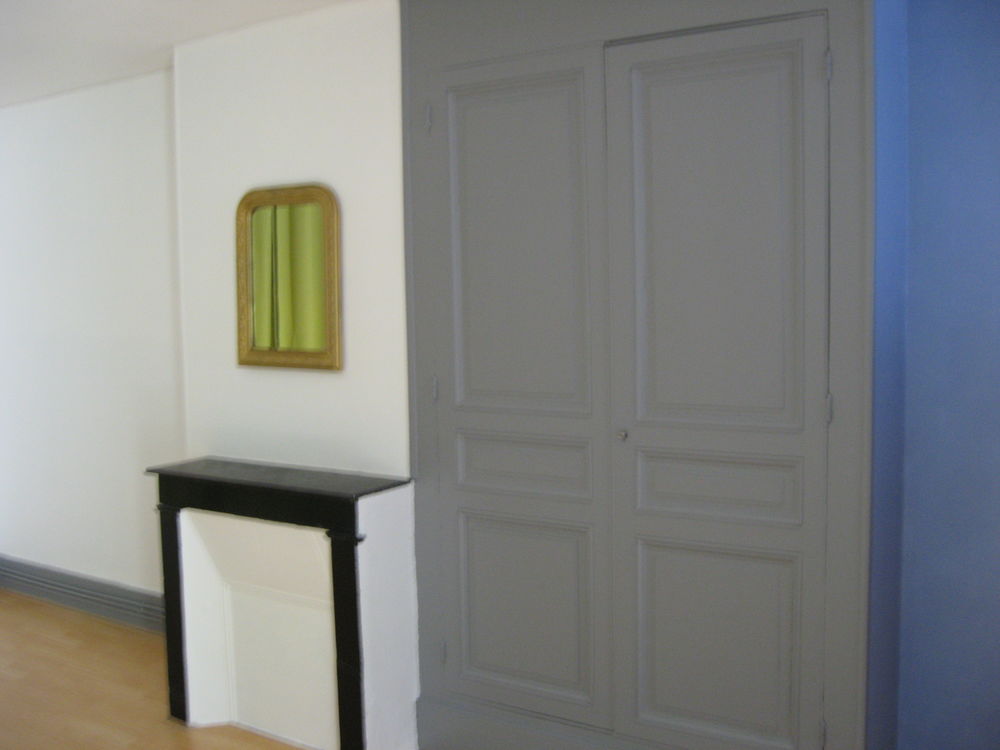 Location Appartement Appartement T1 Lumineux Clermont-ferrand