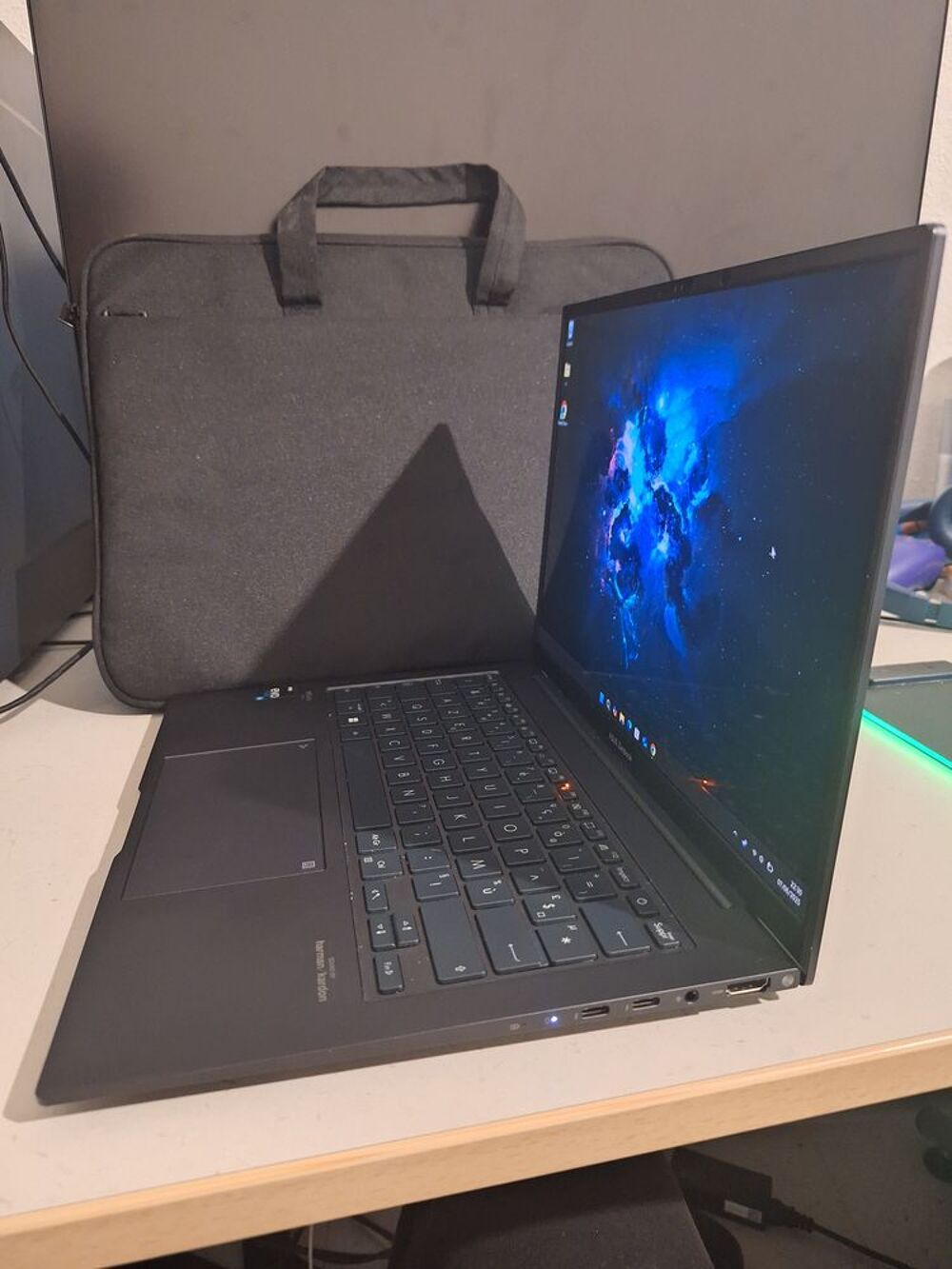Asus ZenBook 14X OLED ? i9 / &Eacute;cran OLED 2.8K Matriel informatique