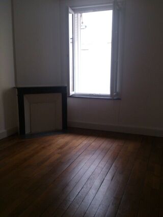  Appartement à louer 1 pièce 30 m²