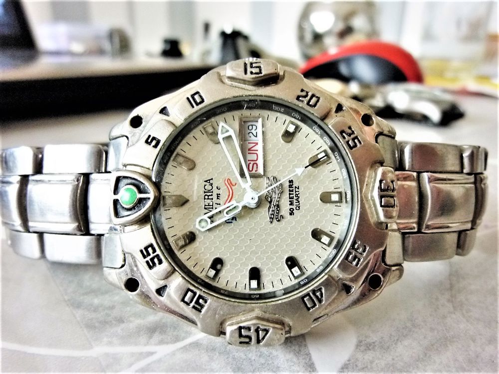 AMERICA TIME montre Am&eacute;ricaine analogique ANA0025 Bijoux et montres