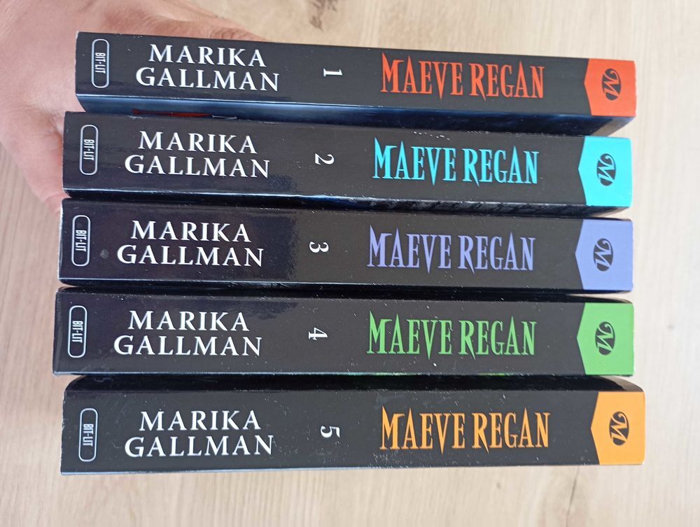 saga compl&egrave;te Maeve Regan Livres et BD