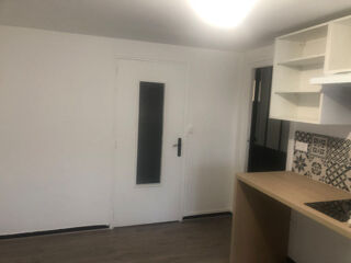  Appartement à louer 2 pièces 32 m²
