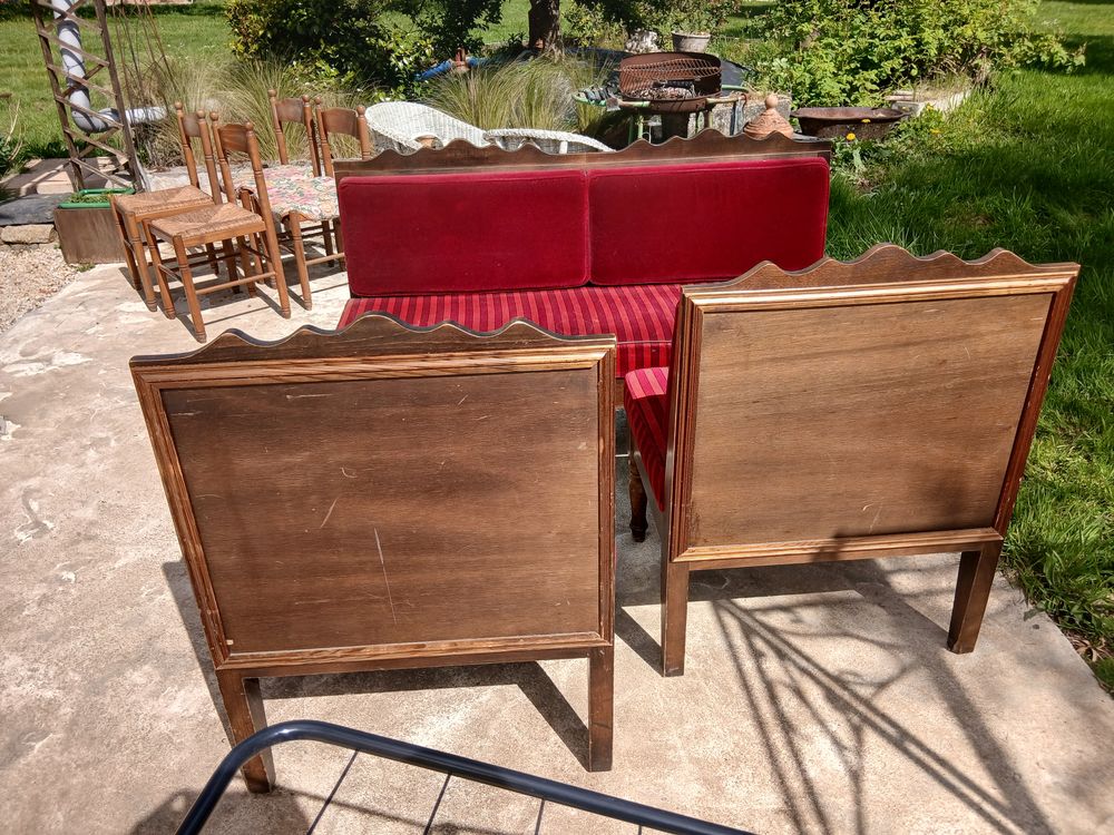 CHAISES OU FAUTEUILS Meubles