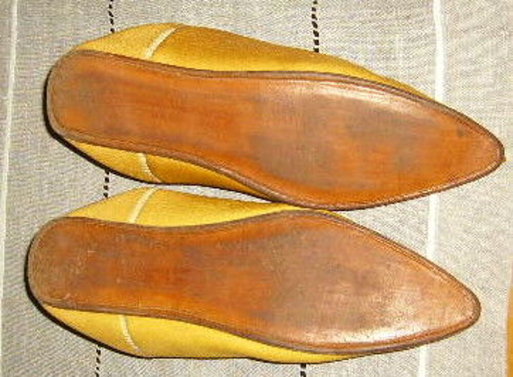 babouches marocaines entierement faits cousues main Chaussures