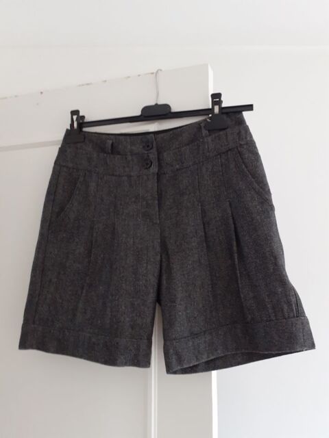 SHORTS  NEUF HIVERS GRIS/NOIR en Tweed - T./36/38 10 Le Cannet (06)