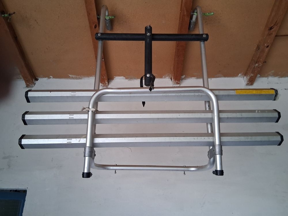 porte v&eacute;lo pour camping car ou fougon Vélos