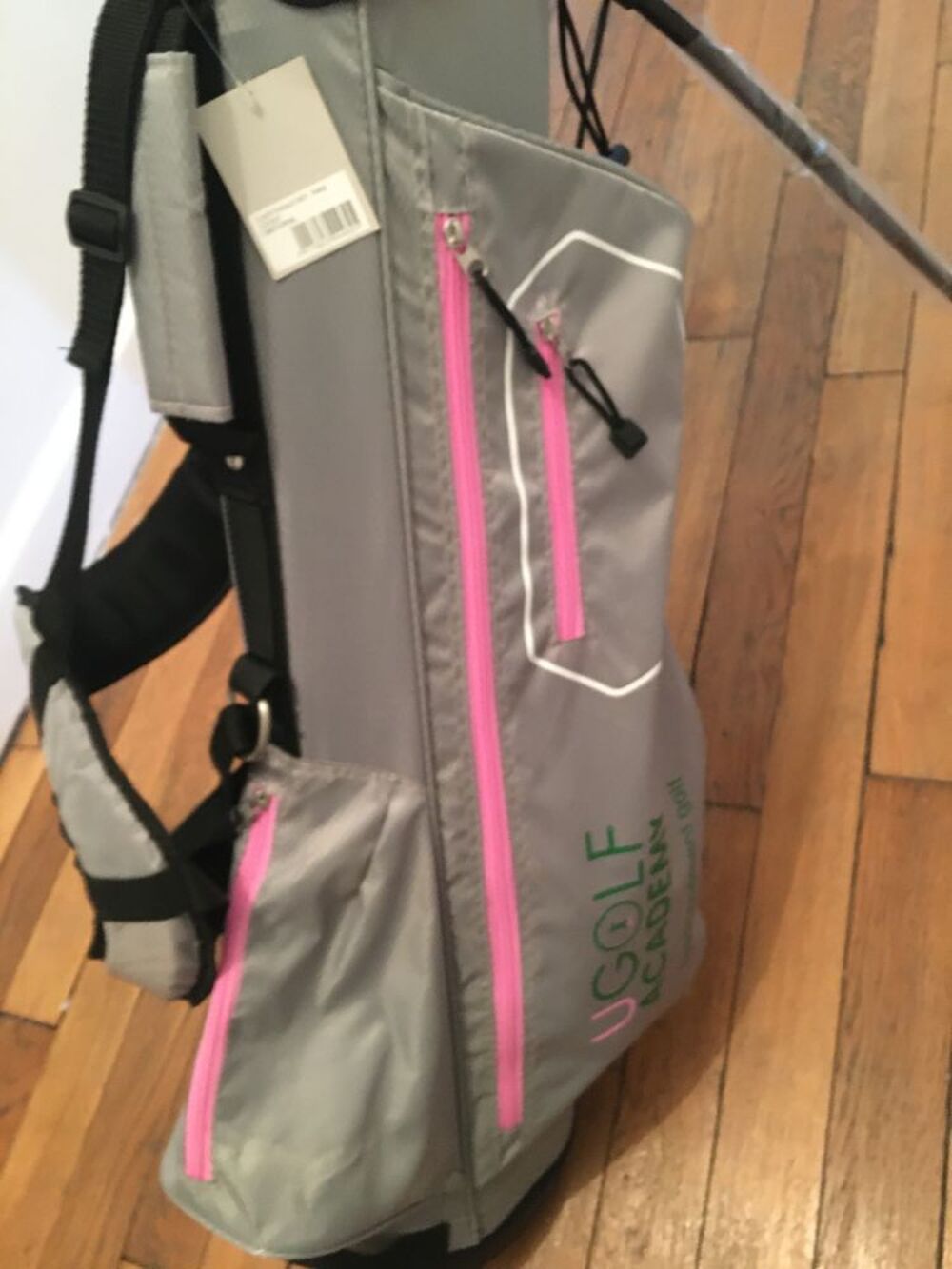 Sac de golf Femme NEUF avec clubs et accessoires. Sports