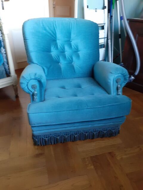 Fauteuil bleu en velours 200 Albi (81)
