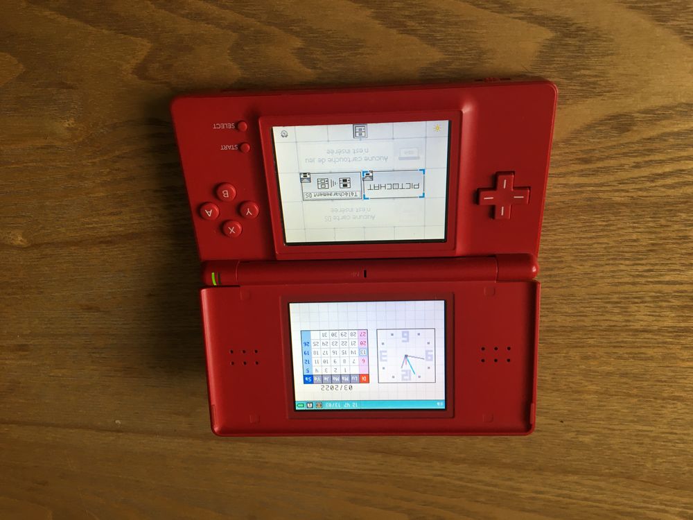 Nintendo DS Lite
Jeux / jouets