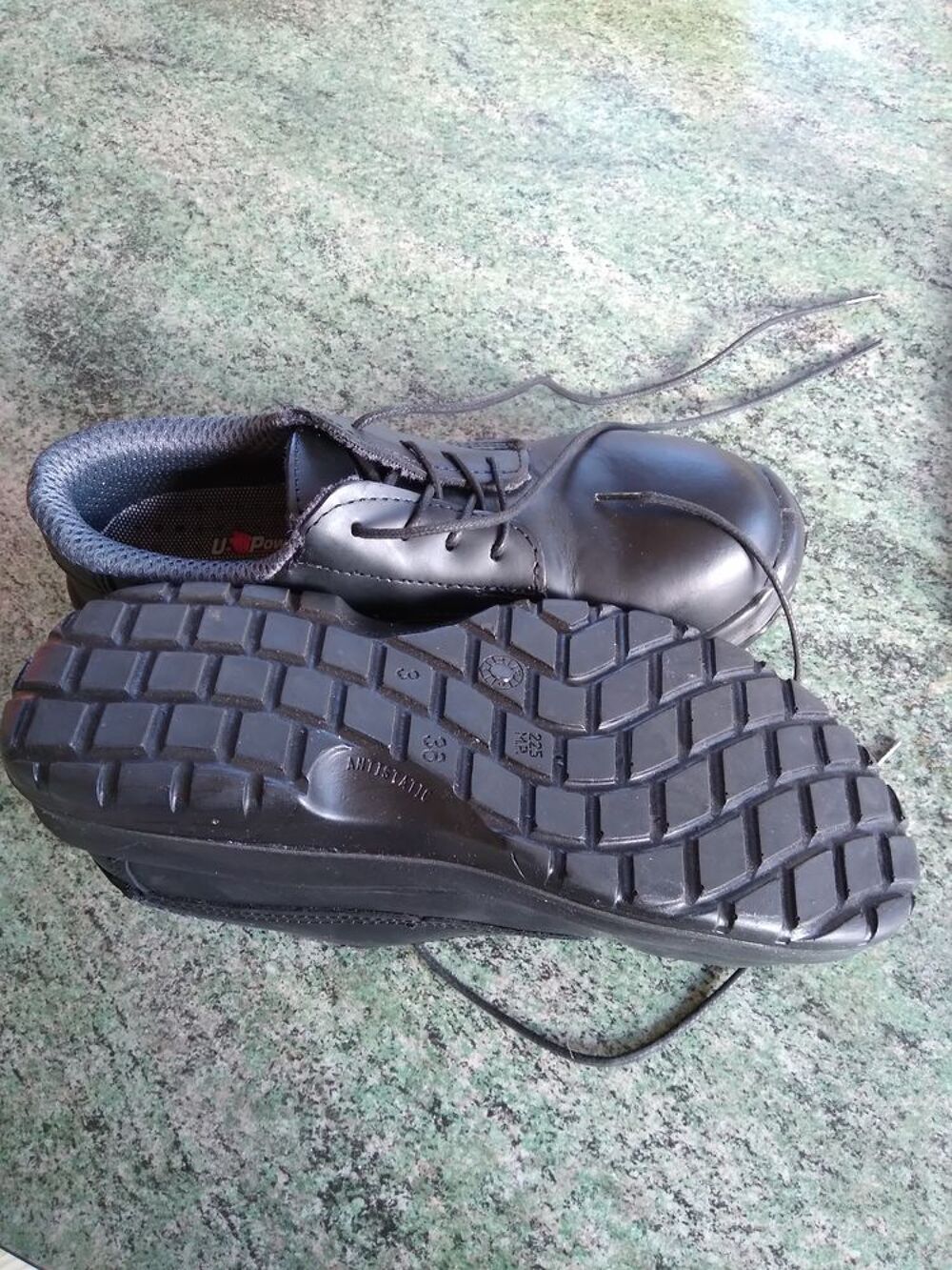 Chaussures de s&eacute;curit&eacute; Chaussures
