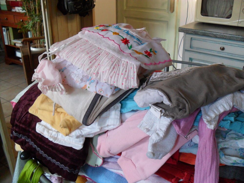 V&Euml;TEMENTS FILLE DE 0 &agrave; 12 mois Puriculture
