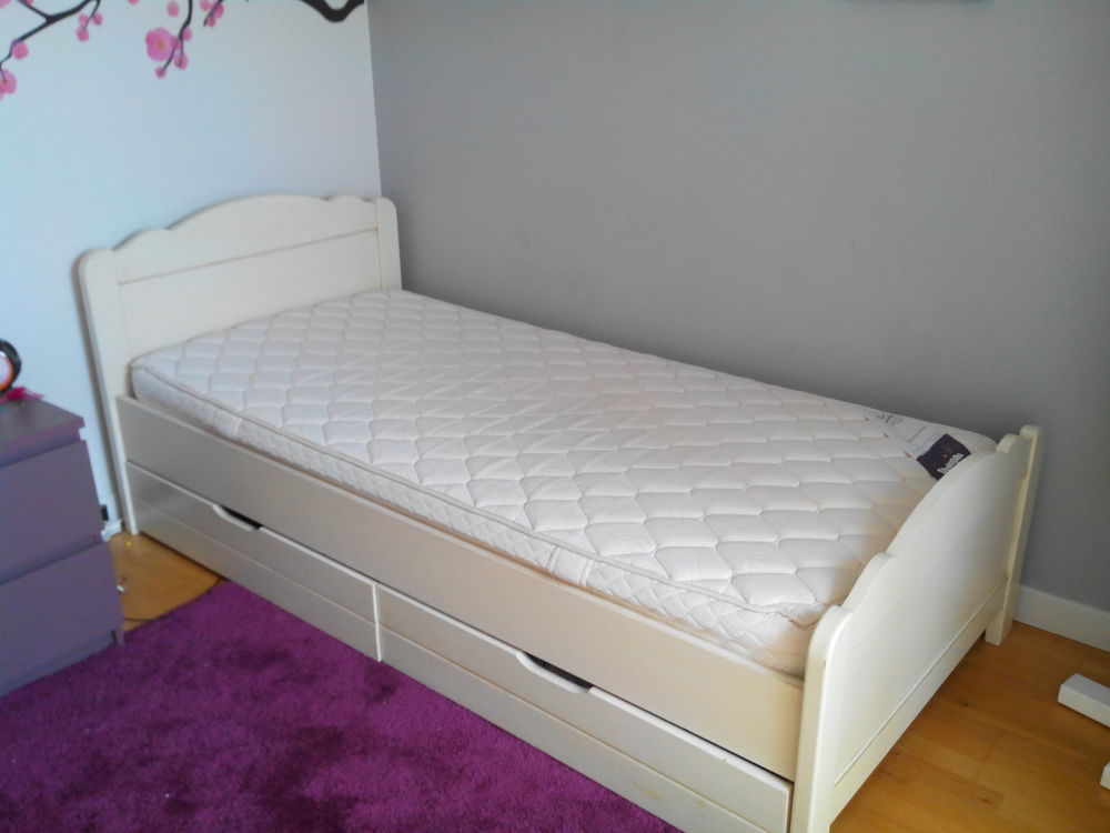 lit en bois pour fille Meubles