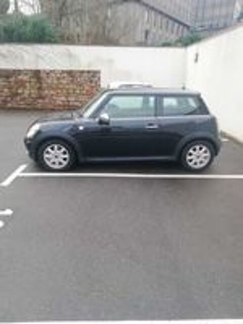 One Hatch 1.4i - 95 2008 occasion 88000 &Eacute;pinal
