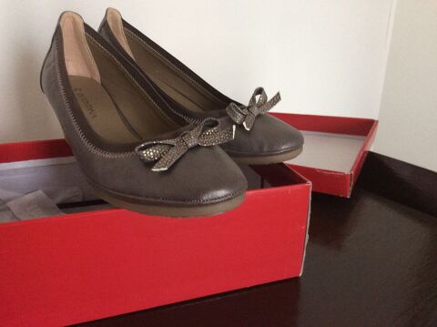 Chaussures neuves talons compenses 15 Plancot (22)