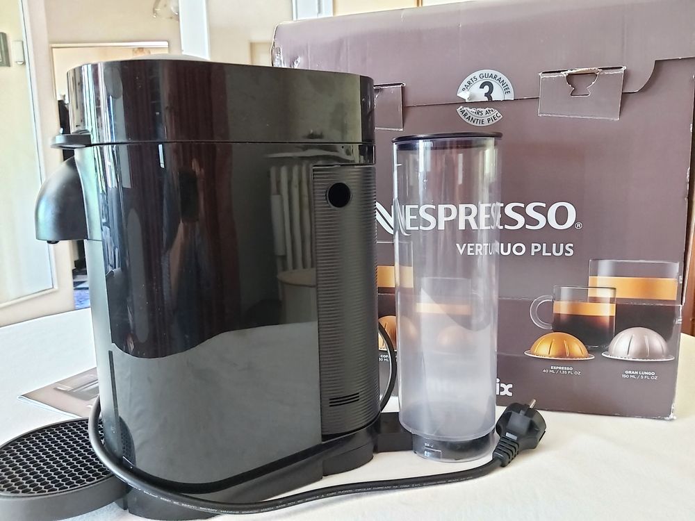 machine &agrave; caf&eacute; NESPRESSO VERTUO PLUS MAGIMIX Electroménager