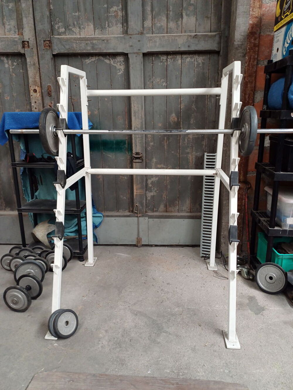 Rack &agrave; squats avec une barre diam&egrave;tre 28mm ... Sports