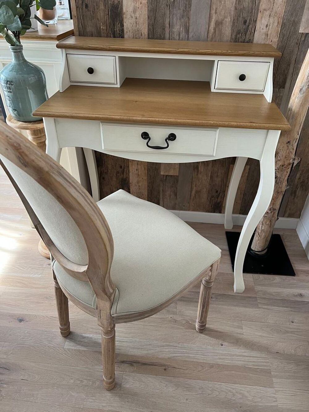 Bureau et chaise medaillon Meubles