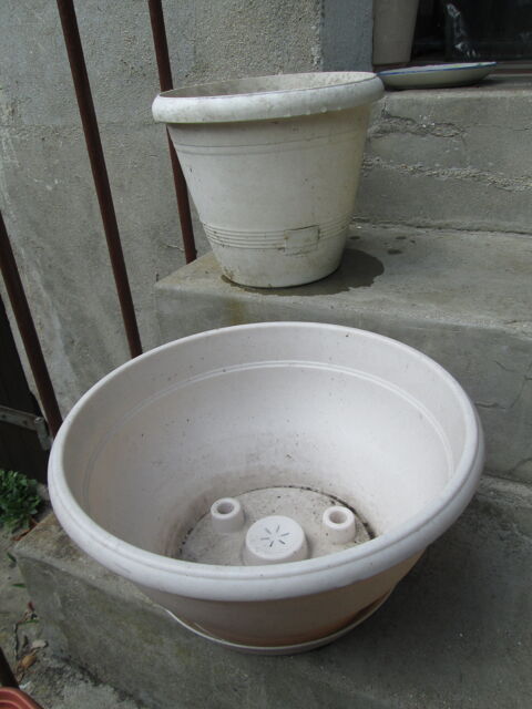 Pots � r�serve d'eau 3 Herblay (95)