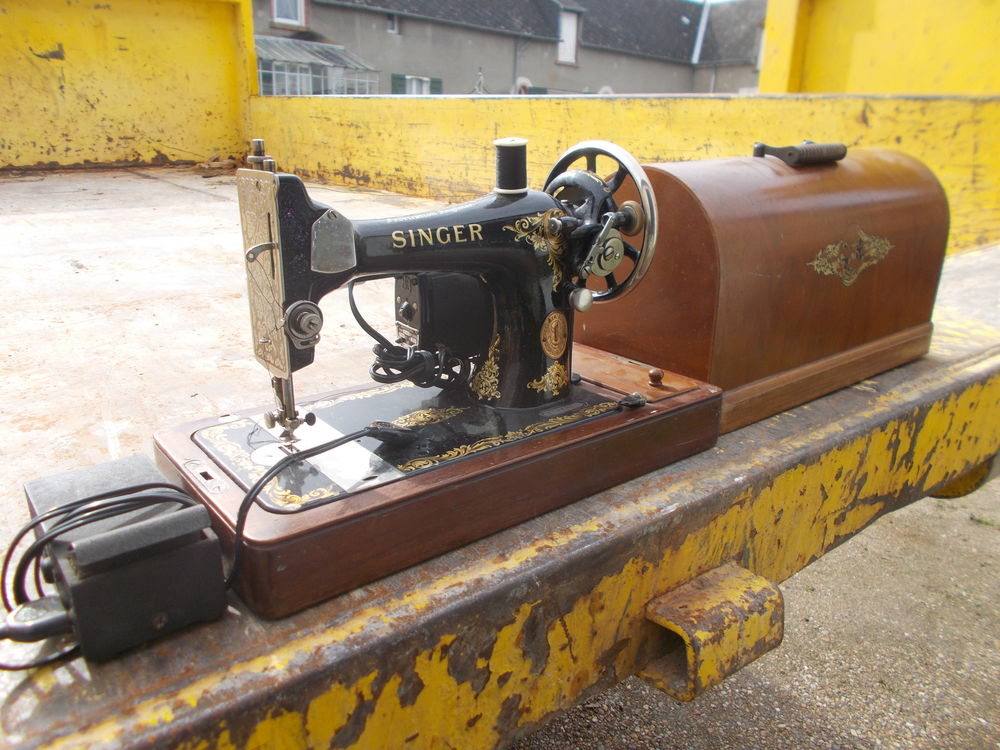 machine a coudre singer ancienne faire un prix Meubles