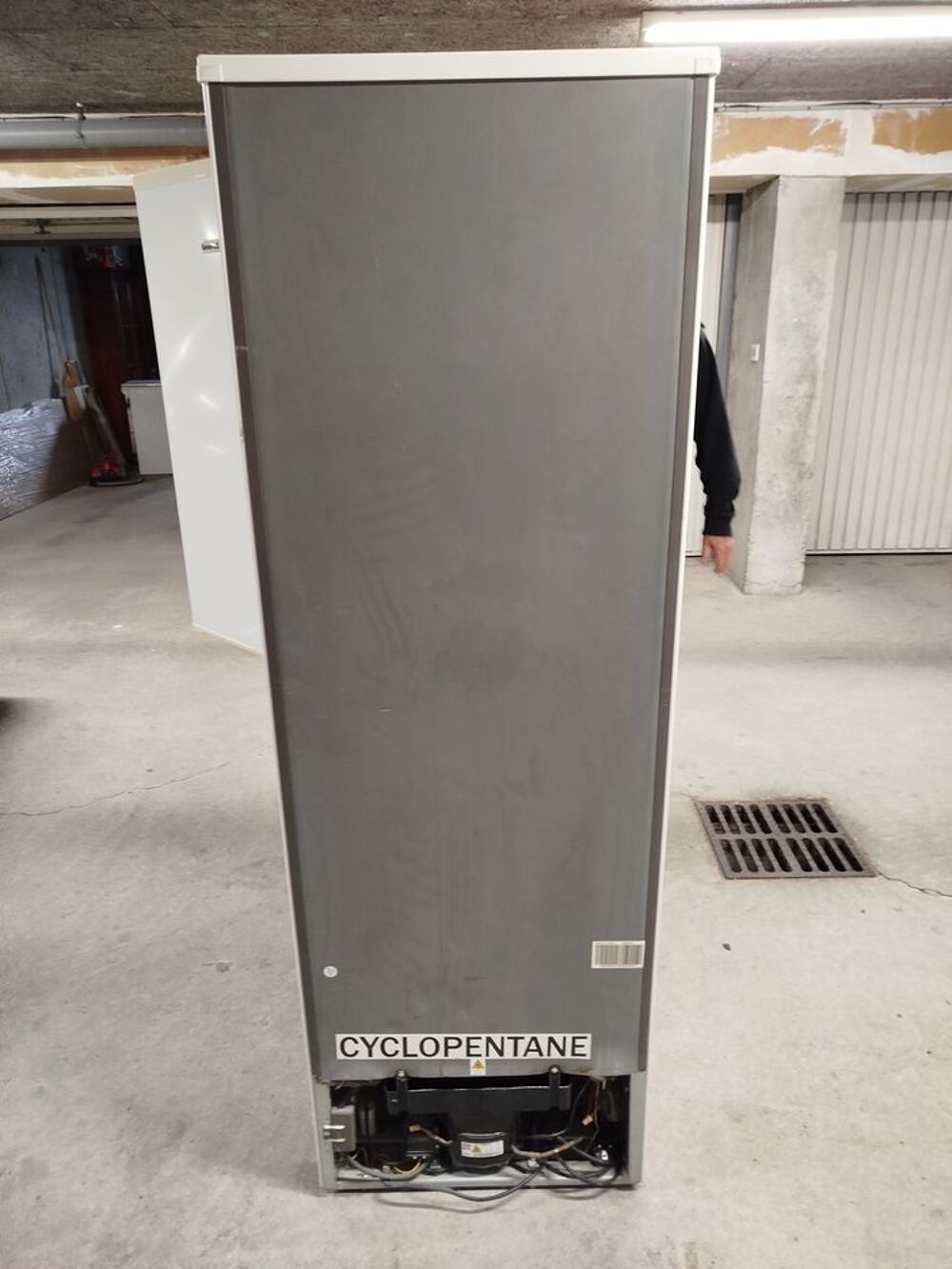 COMBINE REFRIGERATEUR CONGELATEUR Electrom�nager