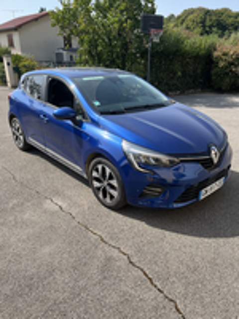 Clio V Clio Blue dCi 100 Evolution 2023 occasion 01000 Bourg-en-Bresse