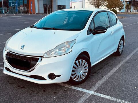 Peugeot 208 1.0 VTi 68ch BVM5 Access 2013 occasion Montereau-Fault-Yonne 77130