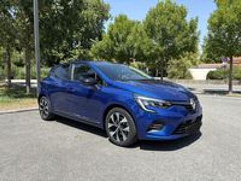 Clio V Clio Blue dCi 100 Evolution 2023 occasion 64600 Anglet