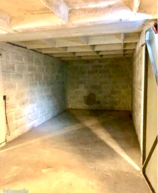  Parking / Garage  vendre 14 m