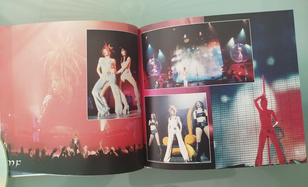 Double CD Myl&egrave;ne Farmer 1997 (Live &agrave; Bercy) CD et vinyles