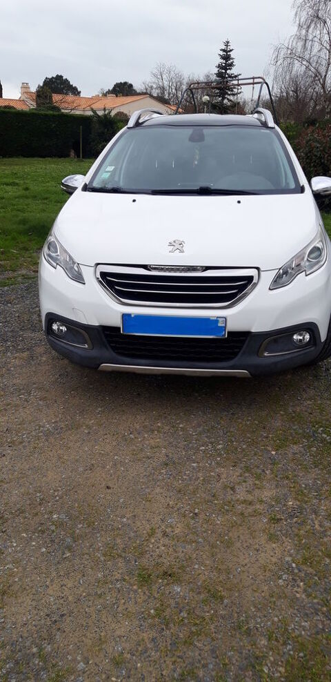 Peugeot 2008 1.2 PureTech 110ch S&S BVM5 Crossway 2015 occasion Landevieille 85220