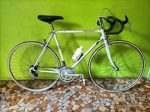 V�lo de course vintage PEUGEOT (tr�s bon �tat) 150 Grenoble (38)