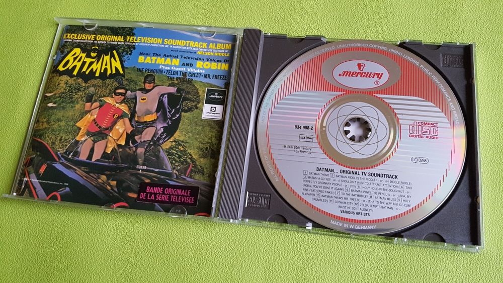 BATMAN AND ROBIN CD et vinyles