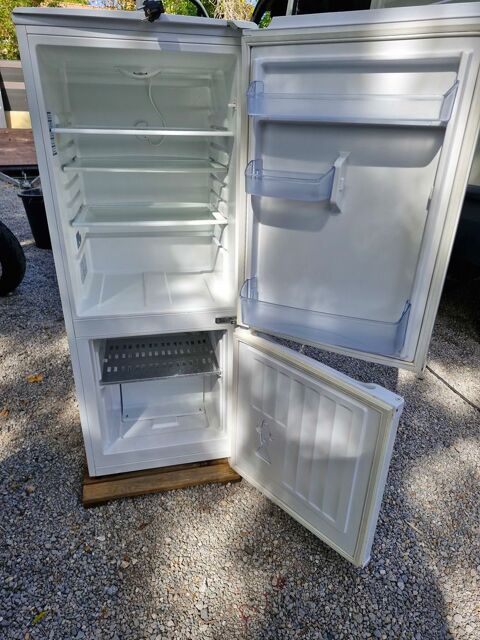 Frigidaire-congélateur Fontès (34)