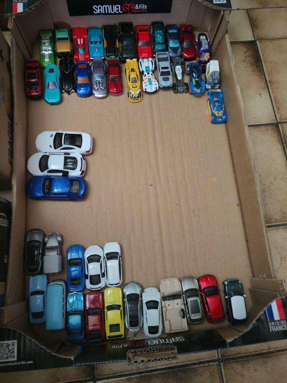 voitures miniatures 