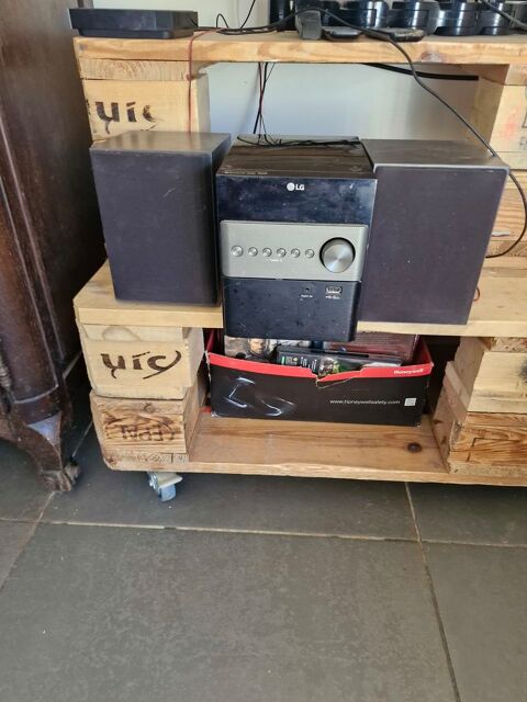 Chaîne hi-fi LG. Paiement en espèces 40 Crampagna (09)