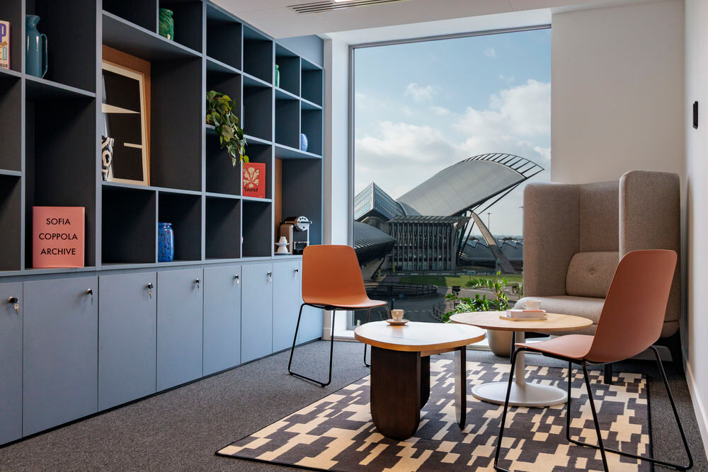   Louez un grand espace de bureau pour 50 personnes à Lyon, Saint Exupéry Airport Colombier-Saugnieu Satolas aeroport