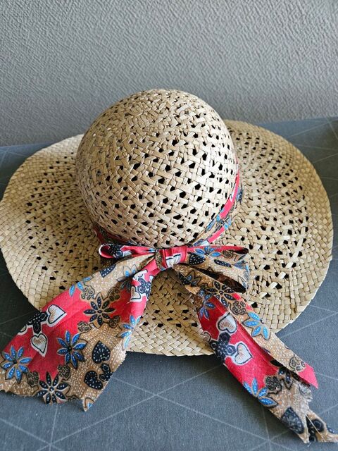 Chapeau 100% paille 57cm NEUF Villars (42)