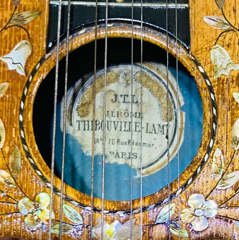 Ancienne mandoline J&eacute;r&ocirc;me Thibouville Lamy &eacute;poque fin XIXe Instruments de musique