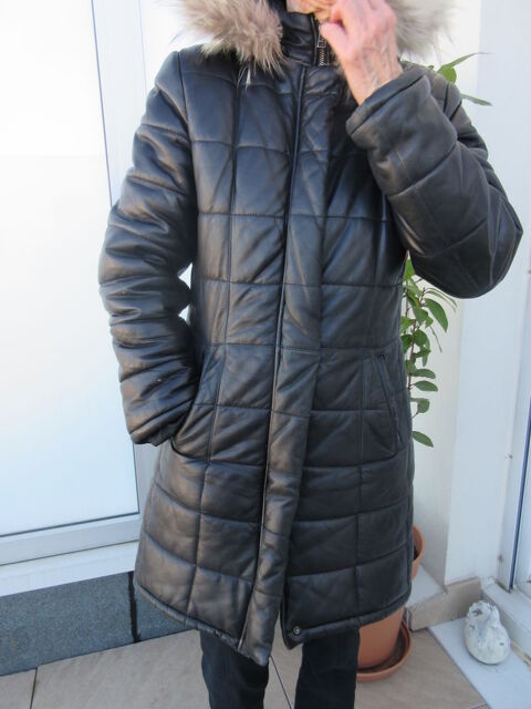 parka en cuir noir 0 Saint-Etienne (42)